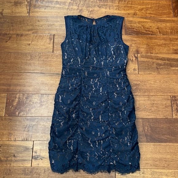 Eliza J Cap Sleeves Lace Sheet Dress Size 8 - Picture 3 of 12